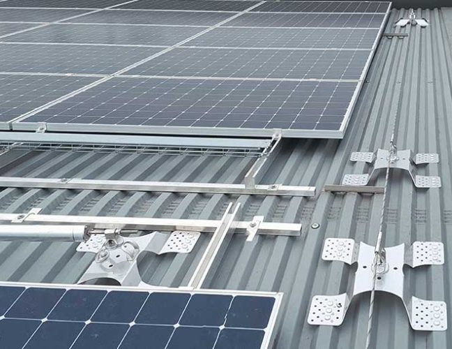 Τοποθέτηση Γραμμής Lifeline σε Φωτοβολταϊκό Έργο